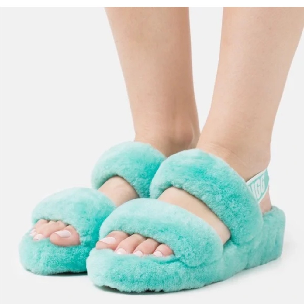 Ugg Oh Yeah Slippers - size 9